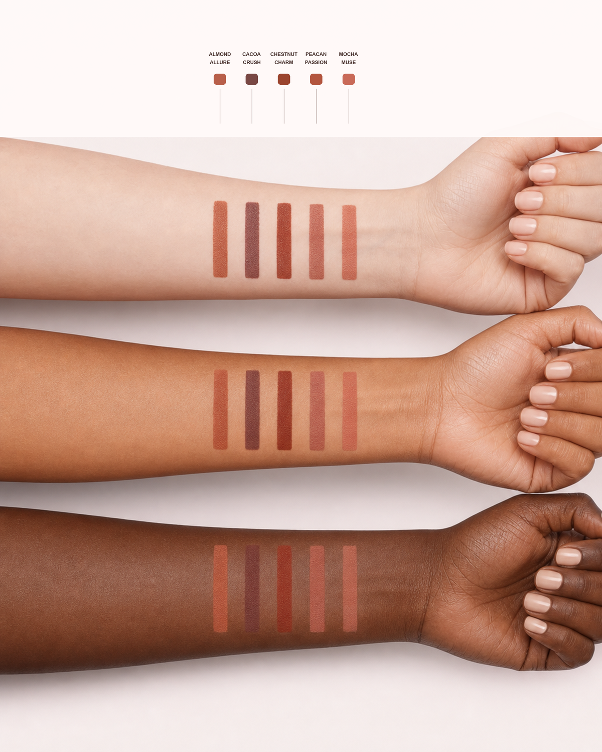 Vijf bruine Cream Sculpt-liplinertinten naast elkaar op drie verschillende huidtinten.