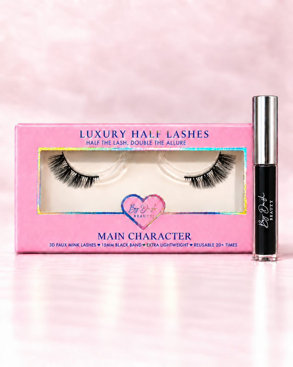main character half lashes met zwarte wimperlijm